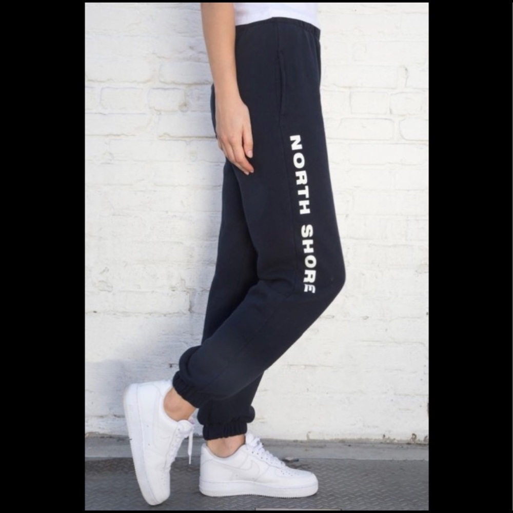 North Shore Brandy Melville Rosa Sweatpants